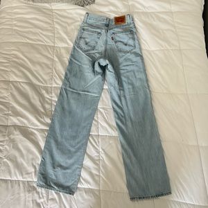 Levi’s high waisted straight jeans